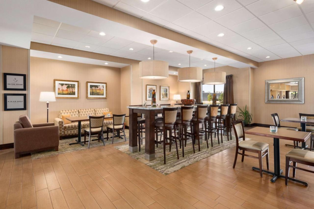 Hampton Inn Спірфіш Екстер'єр фото