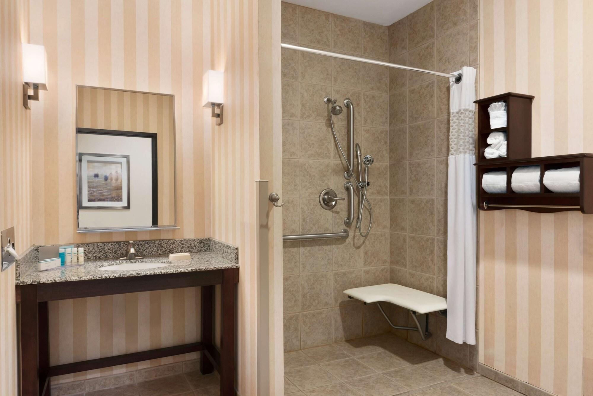 Hampton Inn Спірфіш Екстер'єр фото