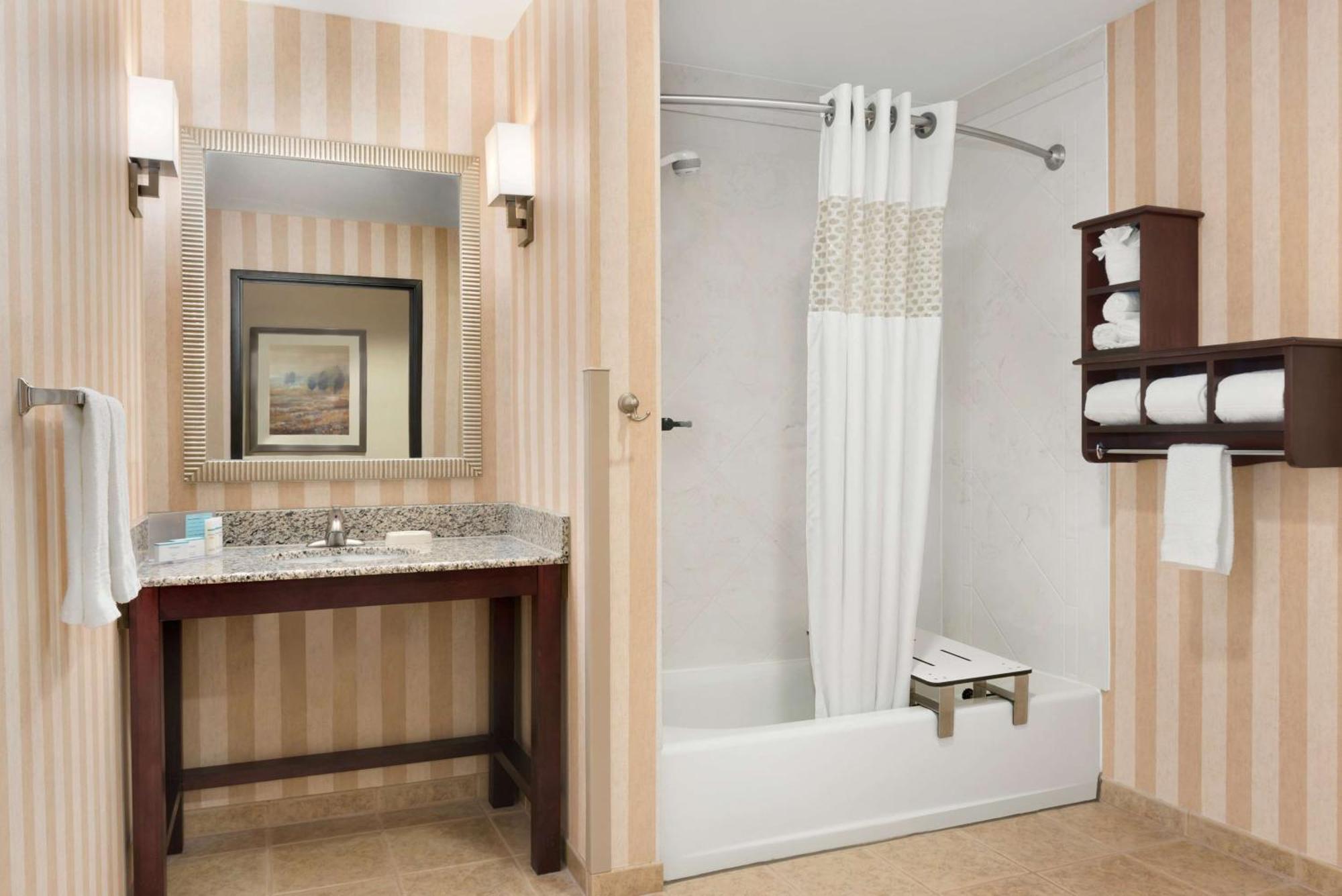 Hampton Inn Спірфіш Екстер'єр фото